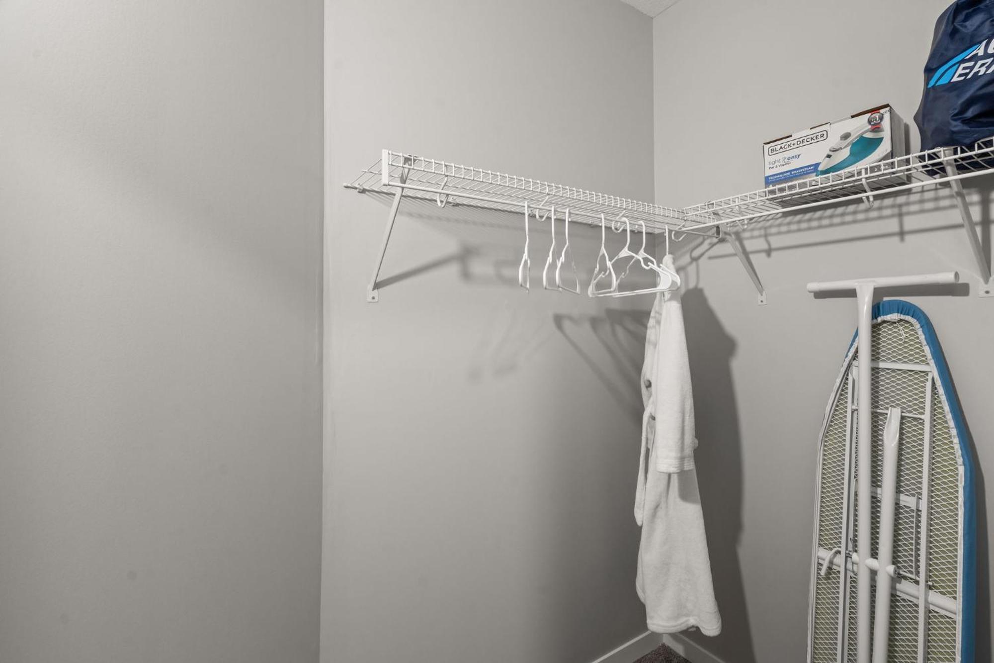 Meriweather - Calgary Breathtaking 1-Bedroom Apartment المظهر الخارجي الصورة
